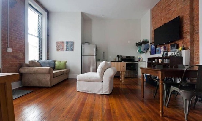 Covington Apartment | Pup Loft of Mainstrasse @ Covington & Cincinnatti
