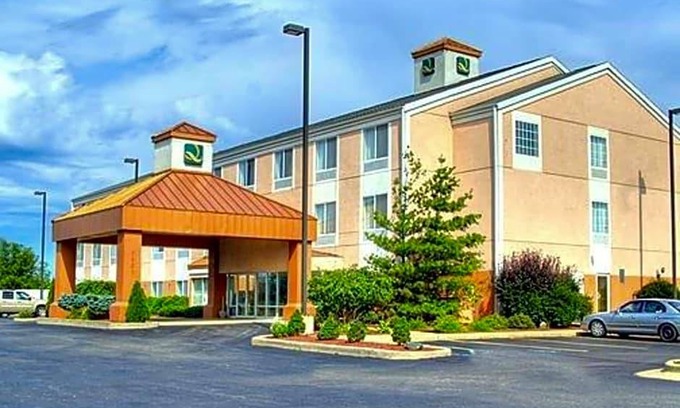Kalamazoo Hotel | Quality Inn I-94 near Wings Stadium