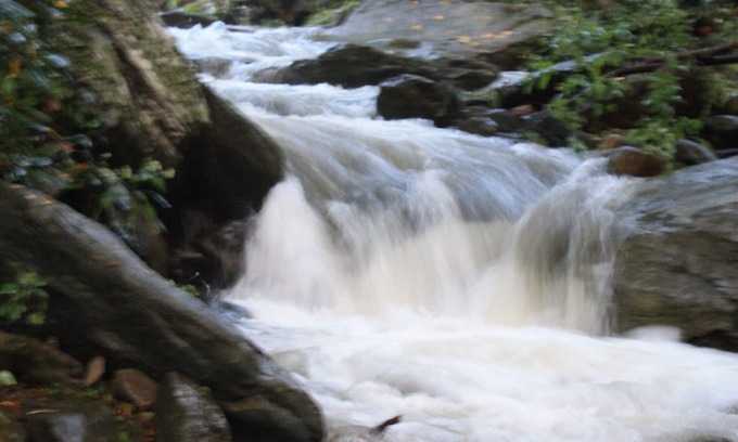 Seven Devils House | Relaxing retreat on Otter Falls with views of Grandfather Mountain.