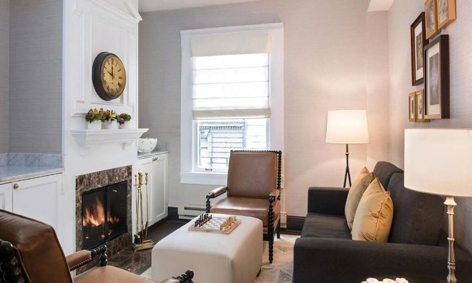 Union Square House | San Francisco Retreat | Right in the Heart of Union Square | Free Breakfast