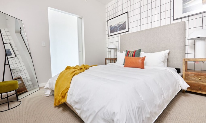 University Park Apartment | Sonder | University Park | Sharp 1BR + Pool