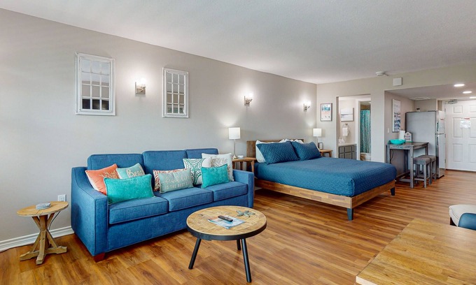 Old Town Condo | Studio Condo in Town, Near Beach, Shared Pool and Hot Tub
