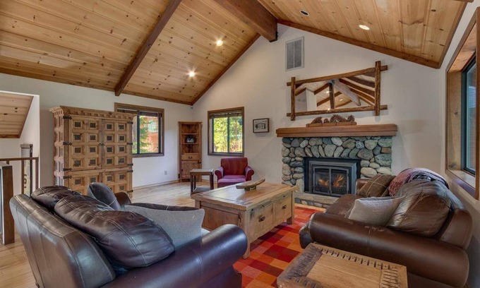 Sunnyside House | Tahoe Woods - Tahoe Park Beach Access w/Private Hot Tub Dogs OK