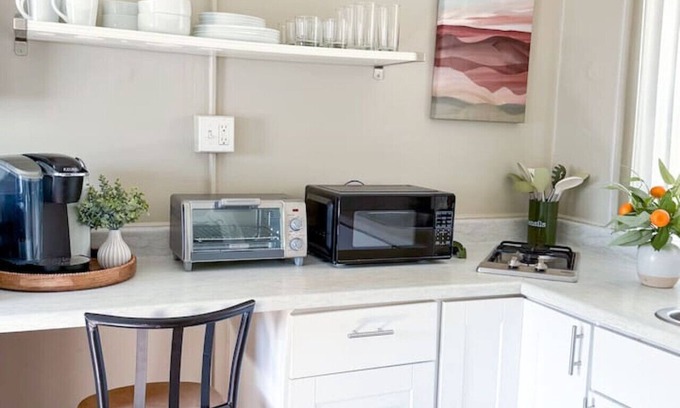 Arvada Apartment | Teeny-tiny studio in Olde Town
