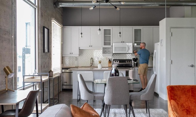 Downtown Austin Apartment | The Guild Austin Lofts on 5th