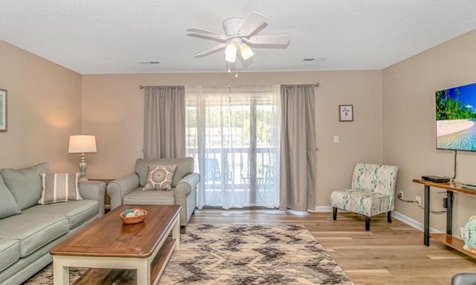 Surfside Beach House | Updated Second Floor Condo - 1 Bedroom - Only 2 Miles To The Beach! Golf Colony 17-G