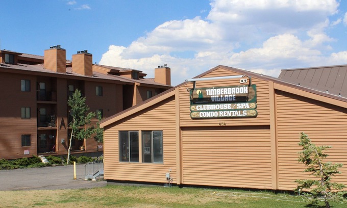 Brian Head Condo | Upgraded Brian Head Timberbrook Condo close to ski slopes sleeps 4
