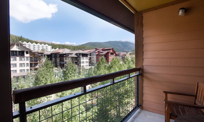 Winter Park Condo | Zephyr Mountain Lodge, Condo | 2 bedroom Continental Divide & The Village Views (Select Rated Condo 2402)