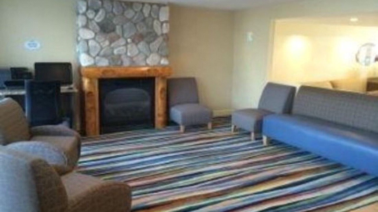 Photo of Livingroom in St Ignace