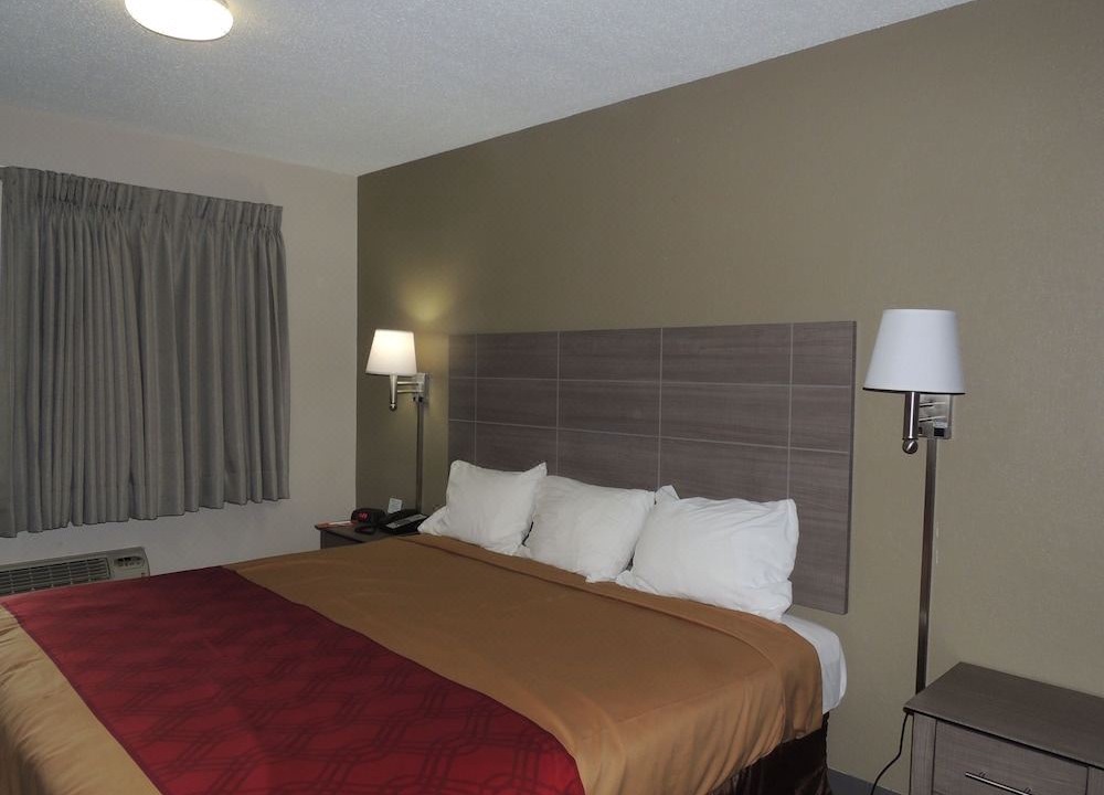 Photo of Bedroom in DeWitt