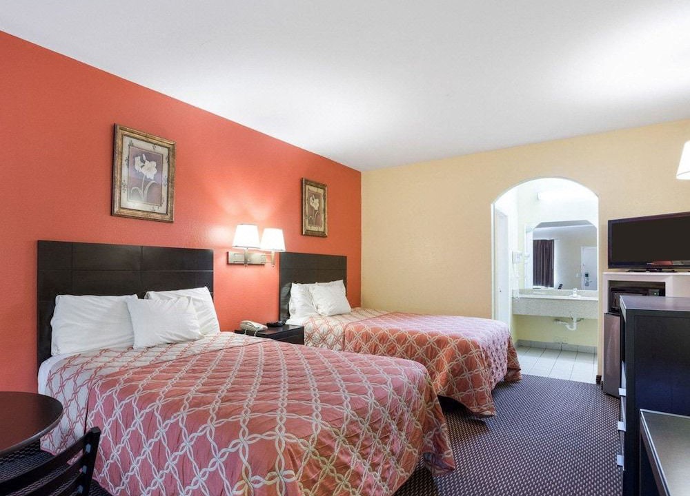 Photo of Bedroom in FM 1960