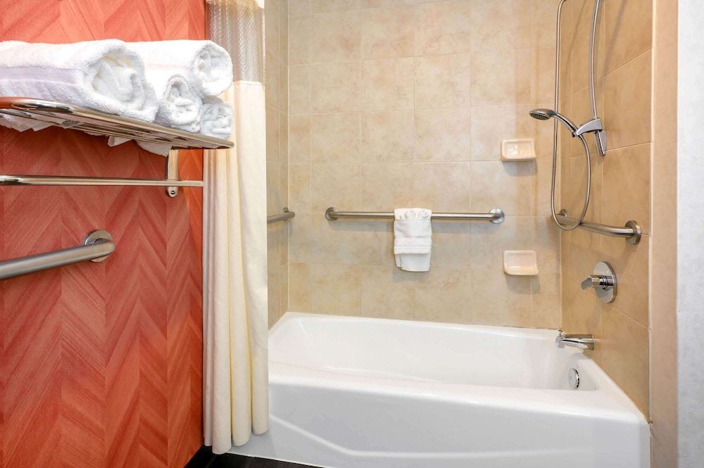 Photo of Bathroom in Longview