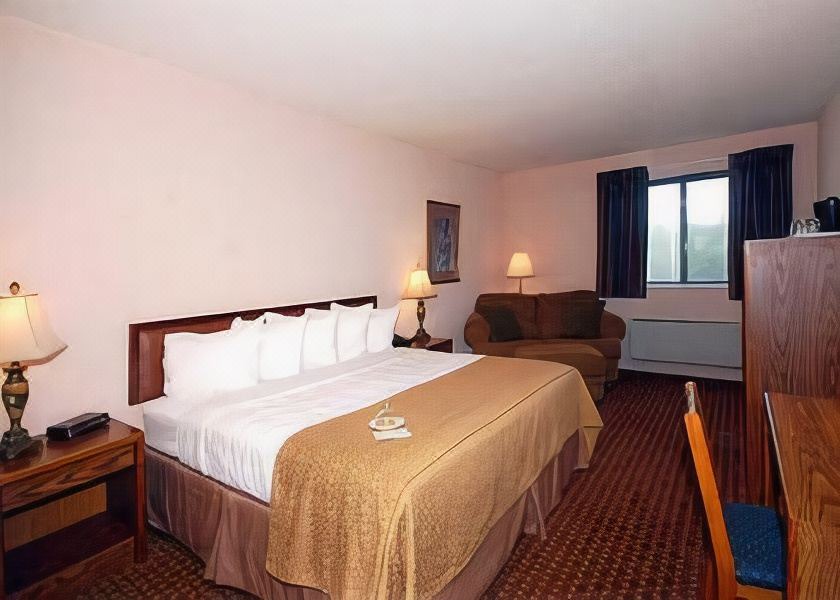 Photo of Bedroom in St Ignace