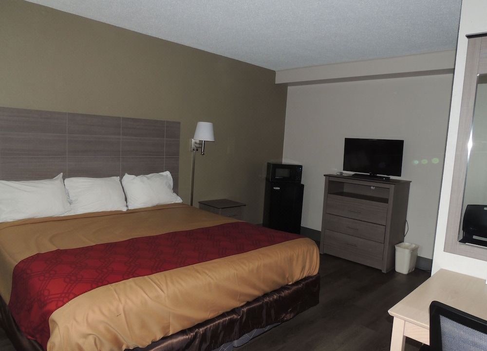 Photo of Bedroom in DeWitt