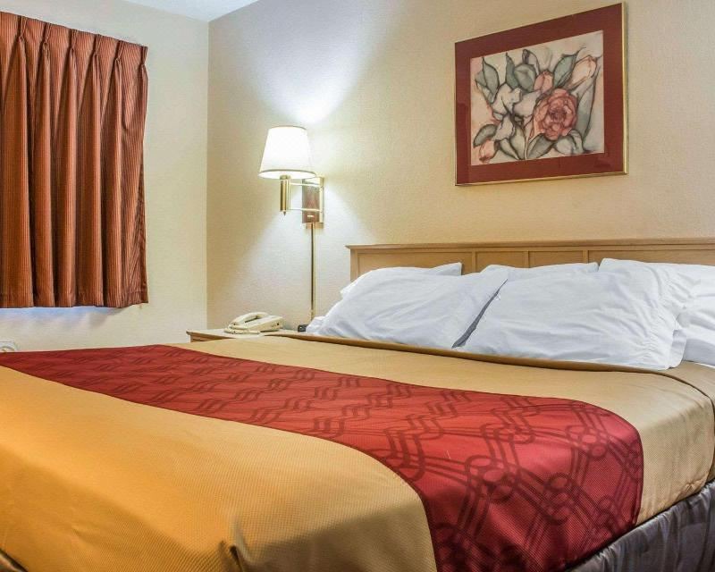 Photo of Bedroom in DeWitt