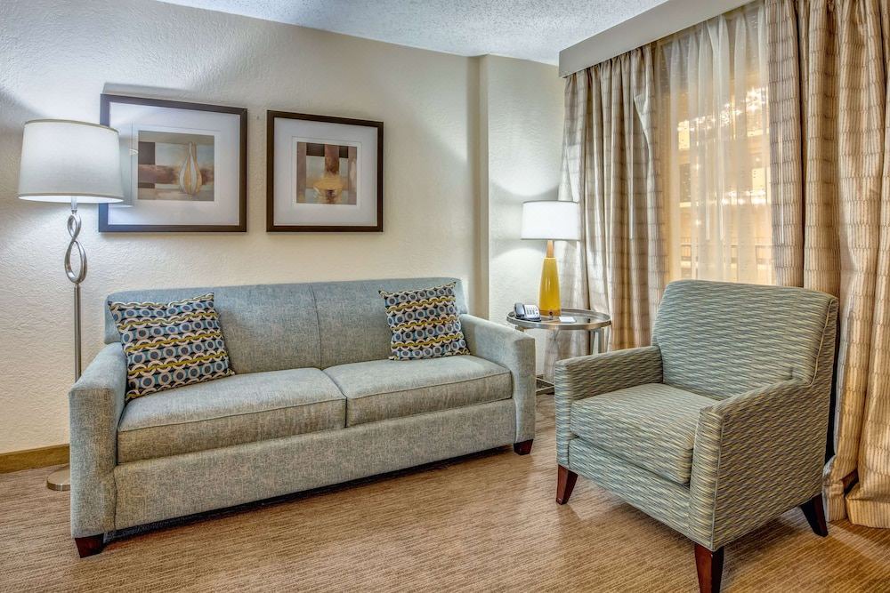 Photo of Livingroom in White Station