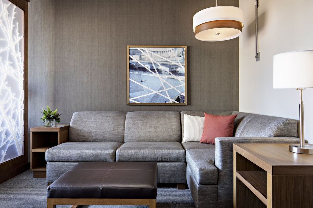 Photo of Livingroom in Downtown