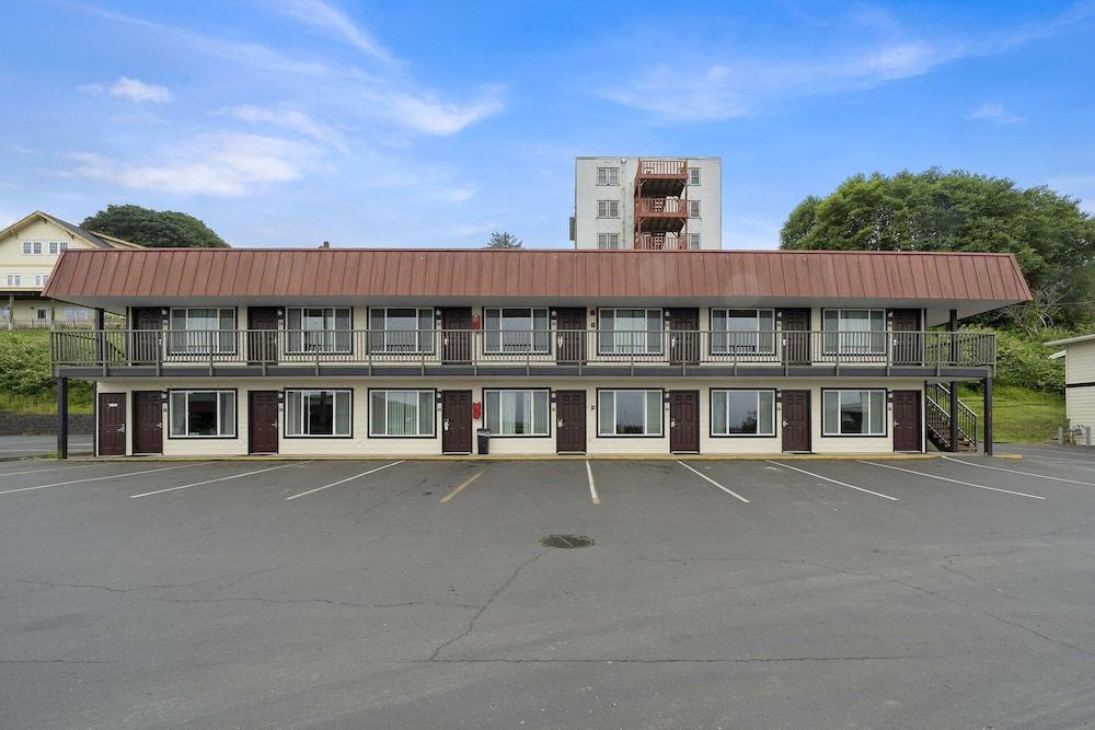 Photo of Buildings in Astoria
