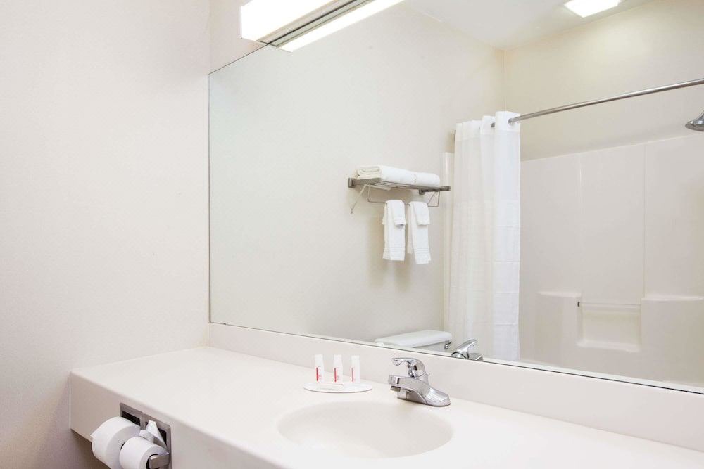 Photo of Bathroom in Brewerton