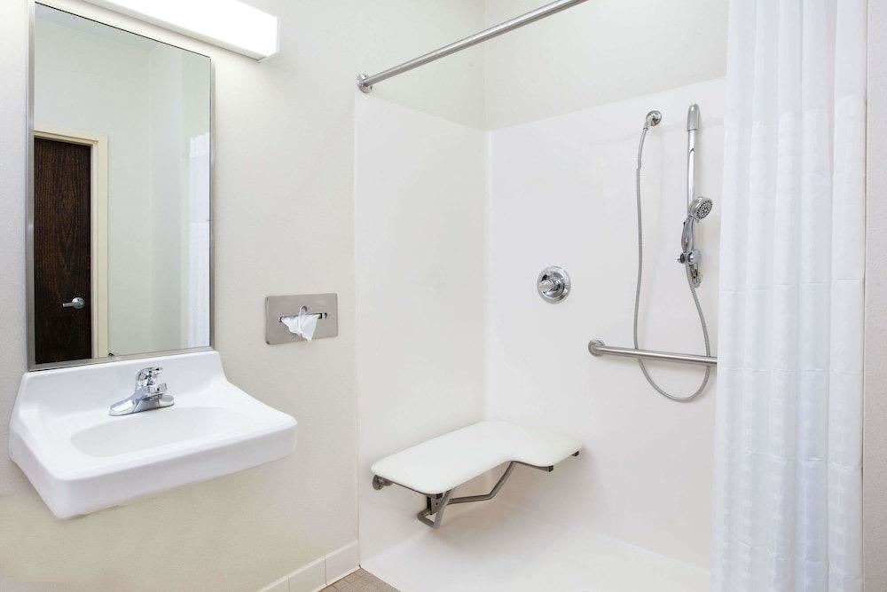 Photo of Bathroom in Brewerton