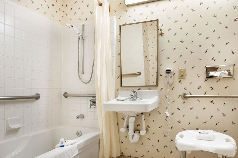 Photo of Bathroom in Thurston