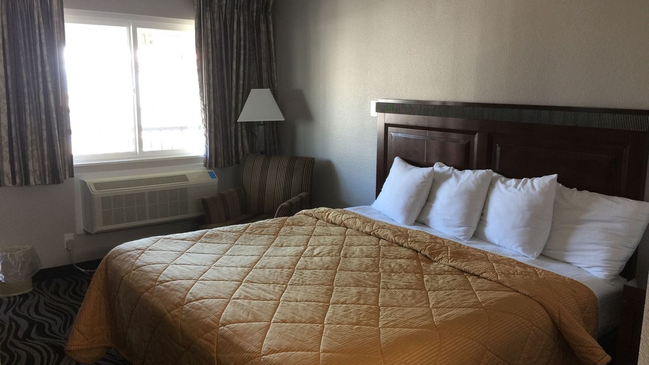 Photo of Bedroom in Astoria