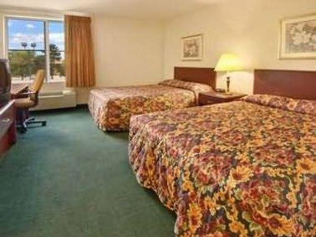 Photo of Bedroom in Walker
