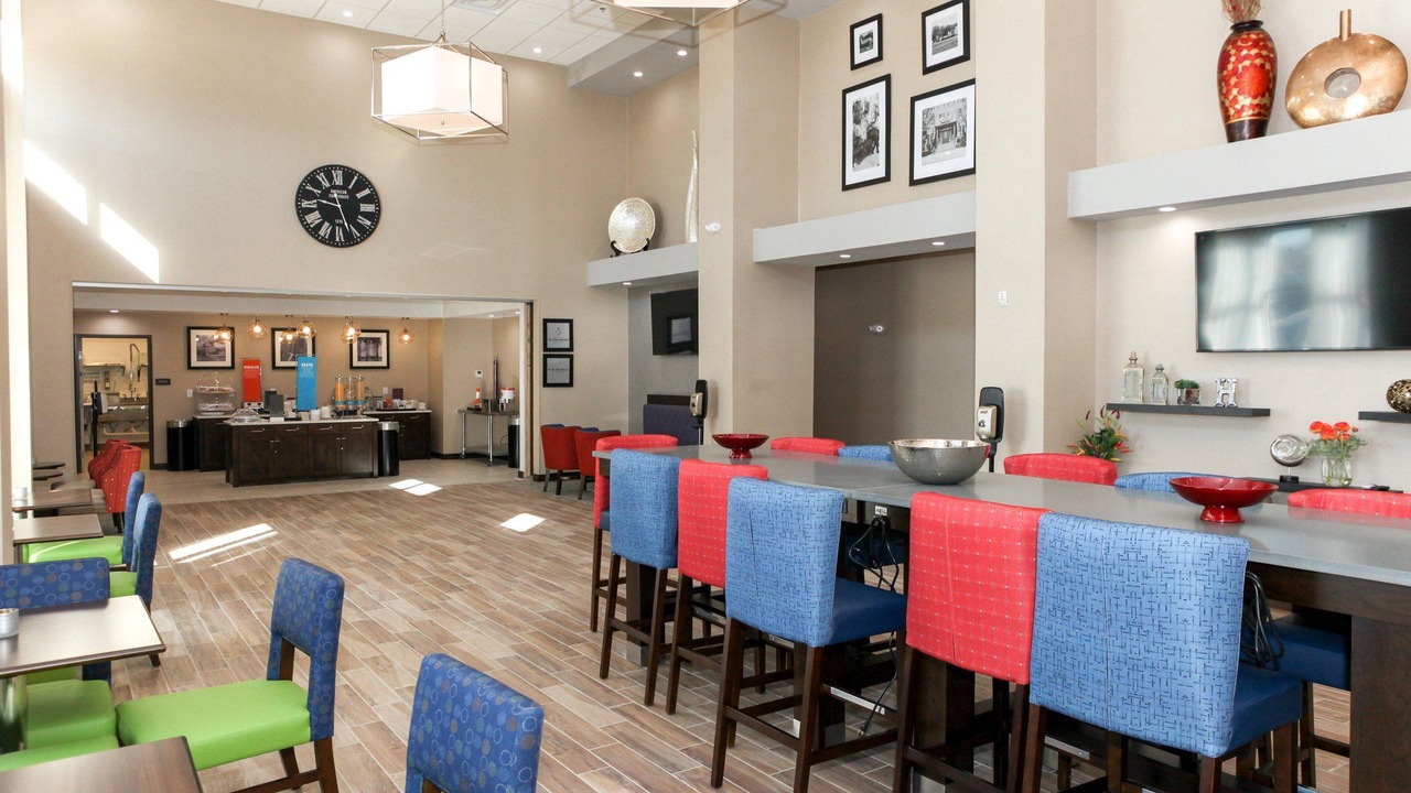 Photo of Livingroom in Lafayette