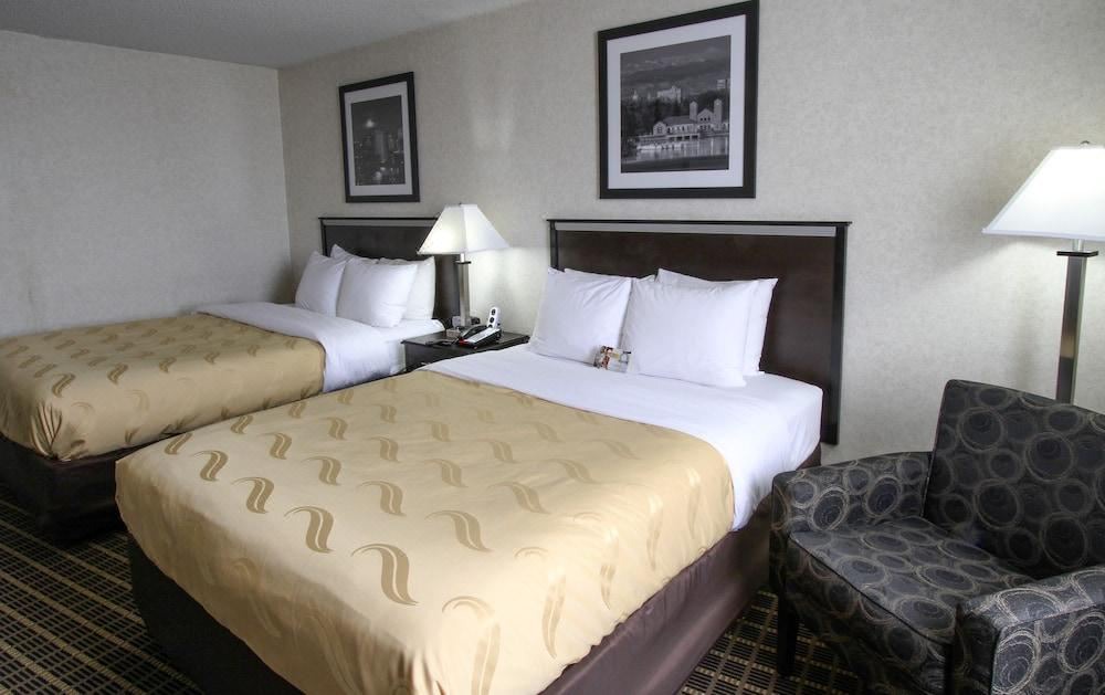Photo of Bedroom in Globeville