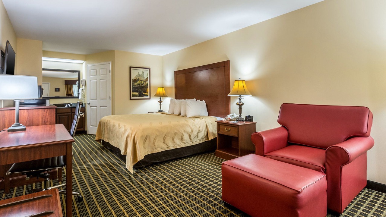 Photo of Livingroom in Greensboro