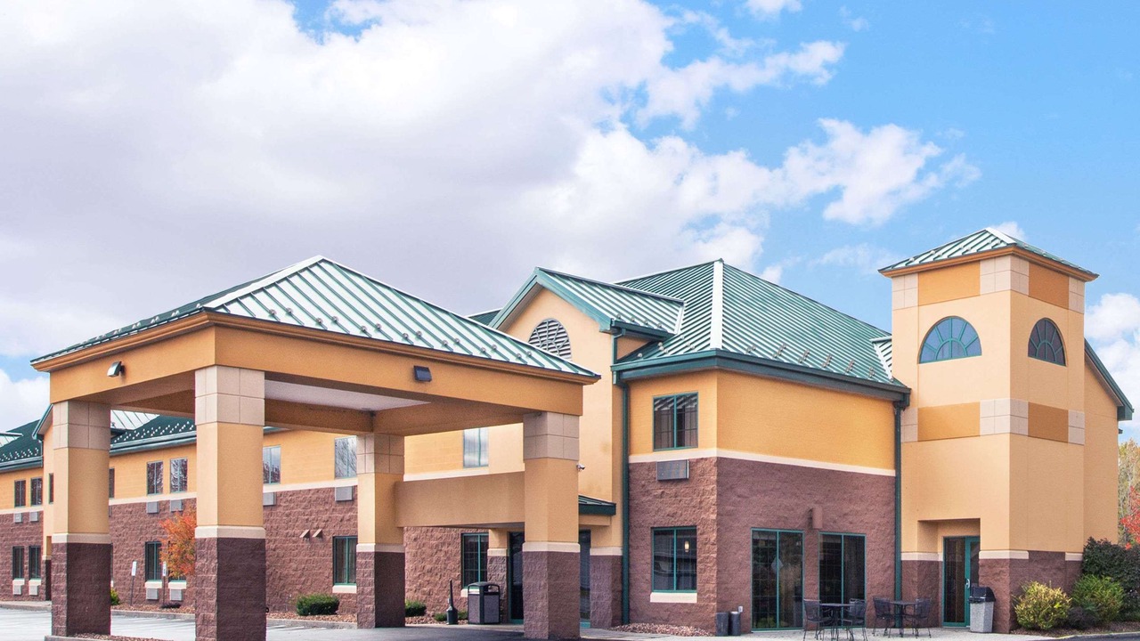 Photo of Buildings in Brewerton