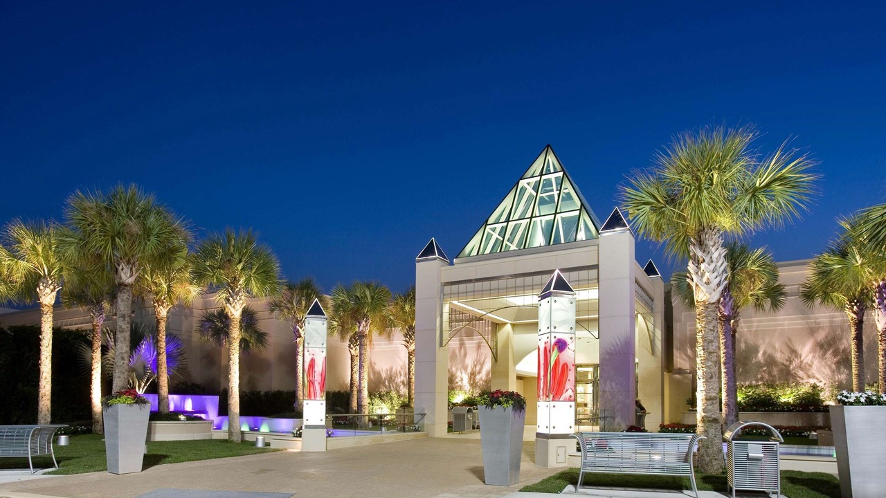 Photo of Buildings in West Palm Beach