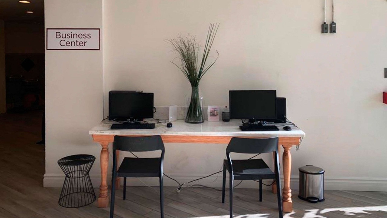 Photo of Livingroom in Globeville