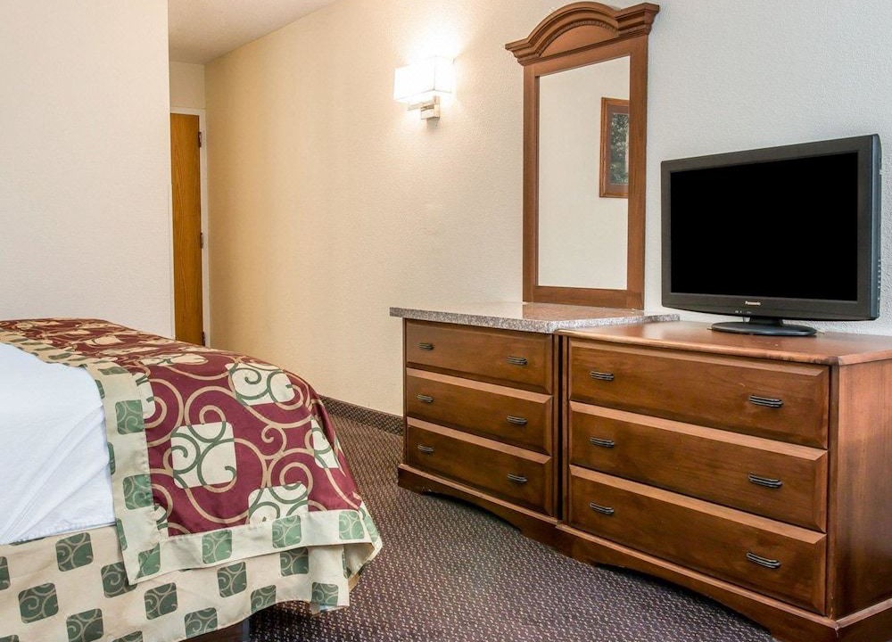 Photo of Bedroom in Kalamazoo