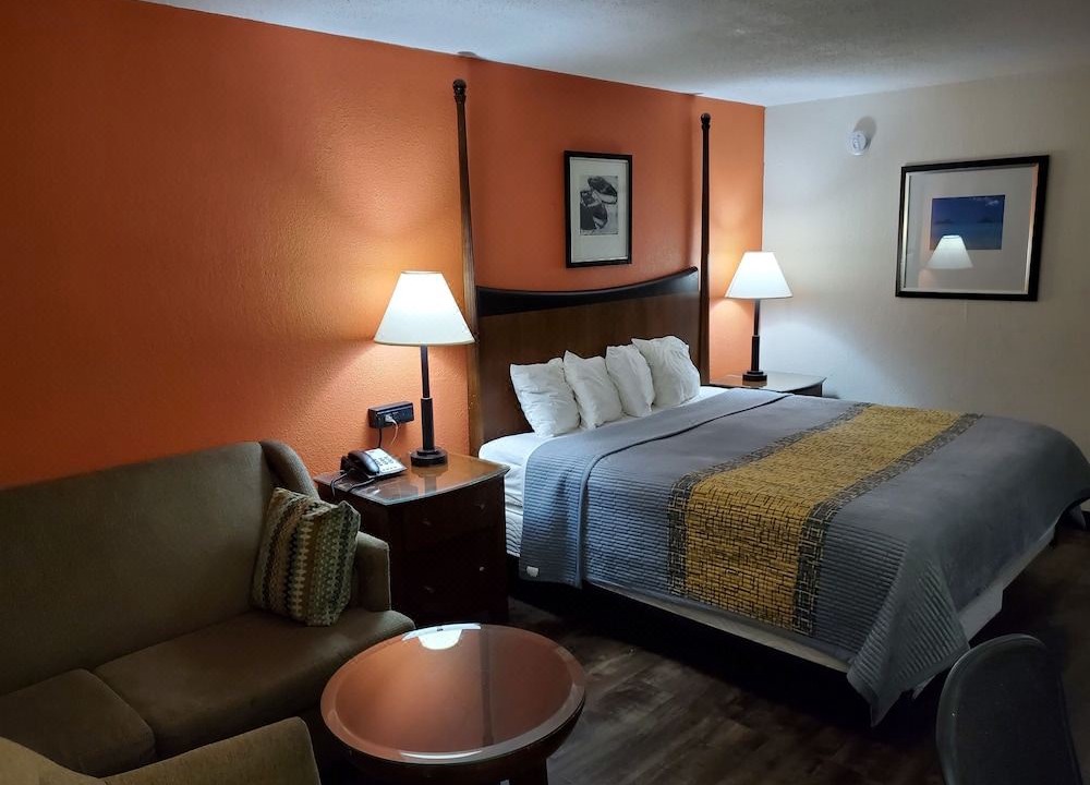 Photo of Bedroom in Jackson