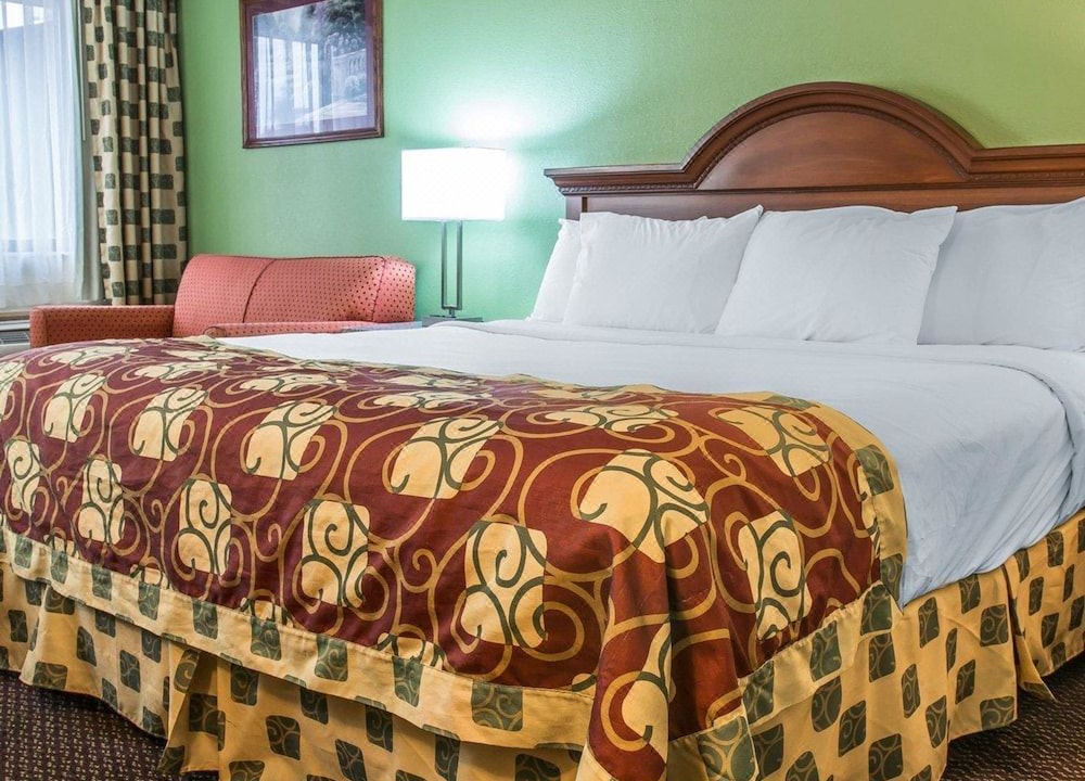 Photo of Bedroom in Kalamazoo
