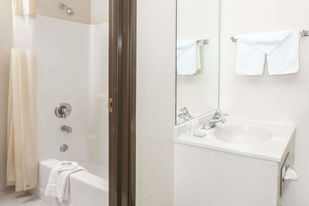 Photo of Bathroom in Del Camino