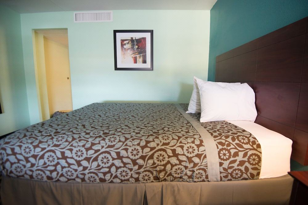 Photo of Bedroom in Fort Wright