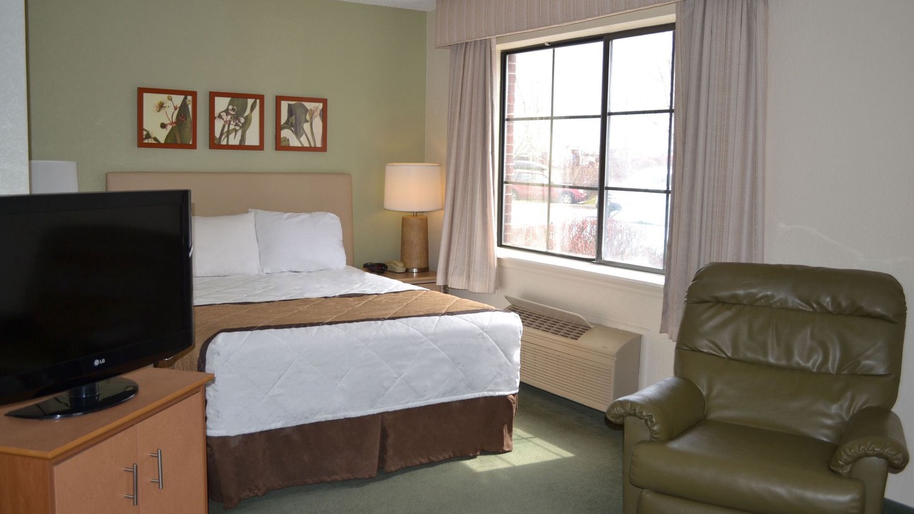 Photo of Bedroom in Englewood