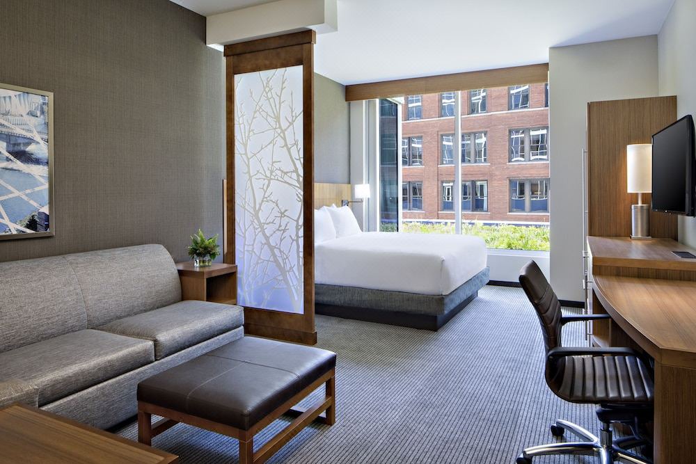 Photo of Livingroom in Downtown