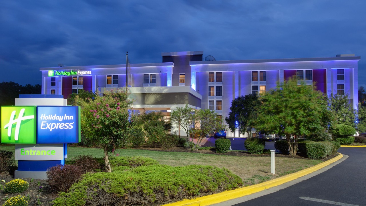Photo of Buildings in Camp Springs