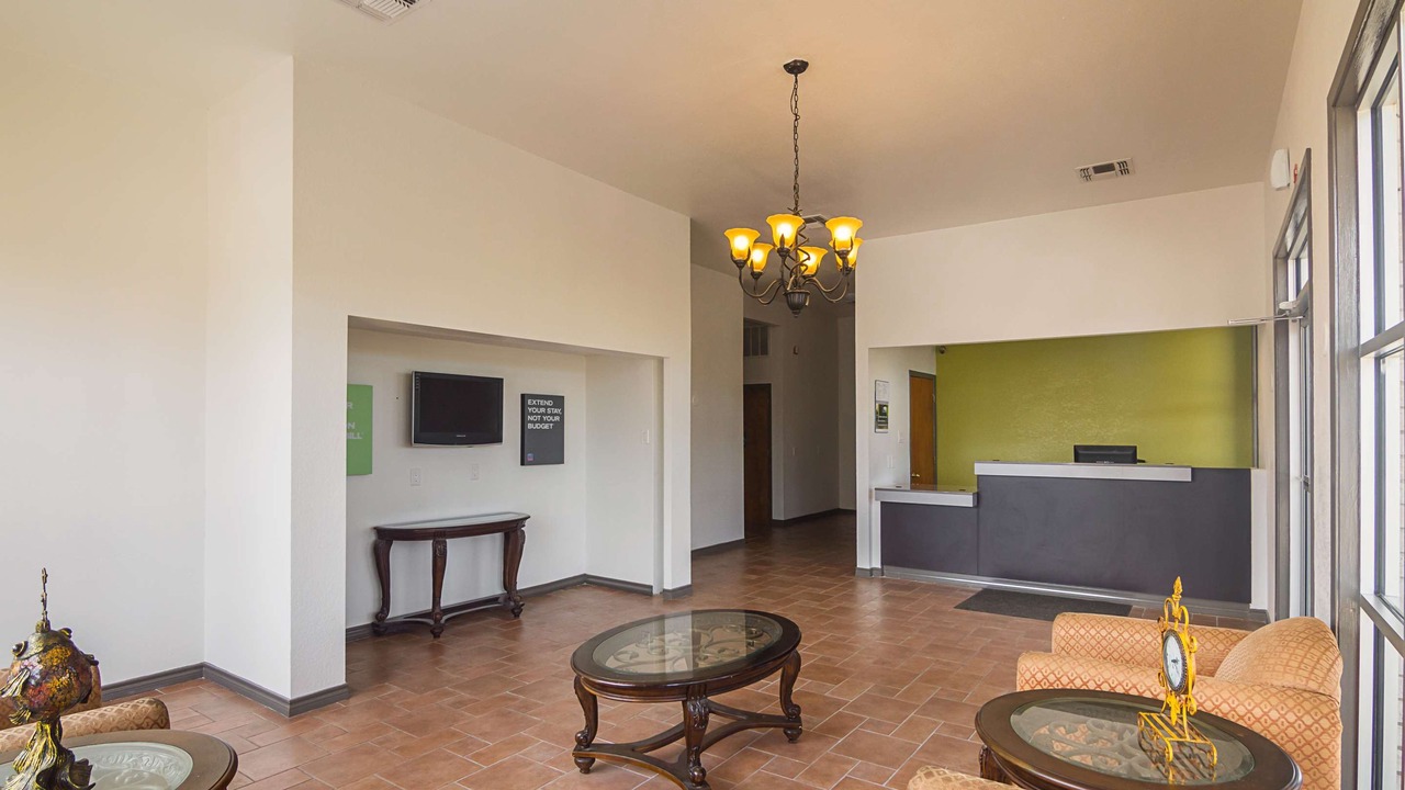 Photo of Livingroom in Tyler