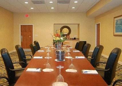 Photo of Livingroom in Villages of Palm Beach Lakes