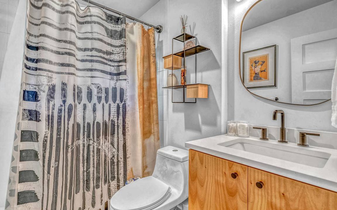 Photo of Bathroom in Coronado Hills