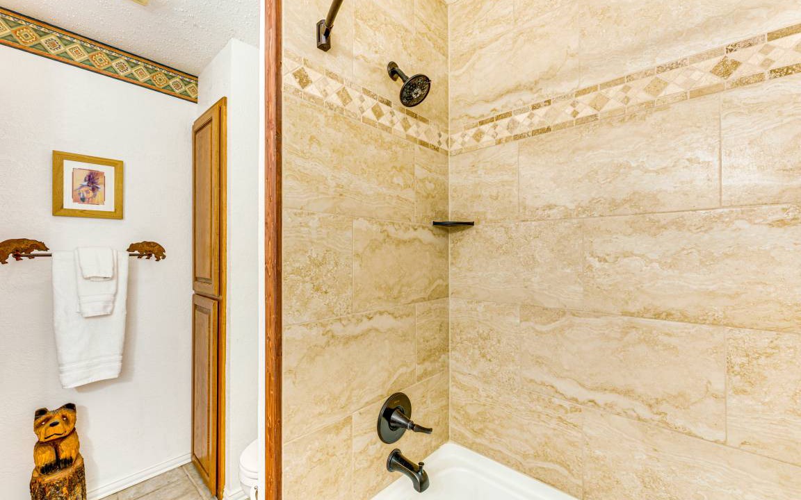 Photo of Bathroom in Eagle Nest