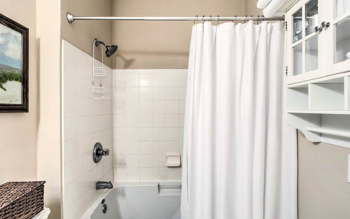 Photo of Bathroom in Saint Simons Heights