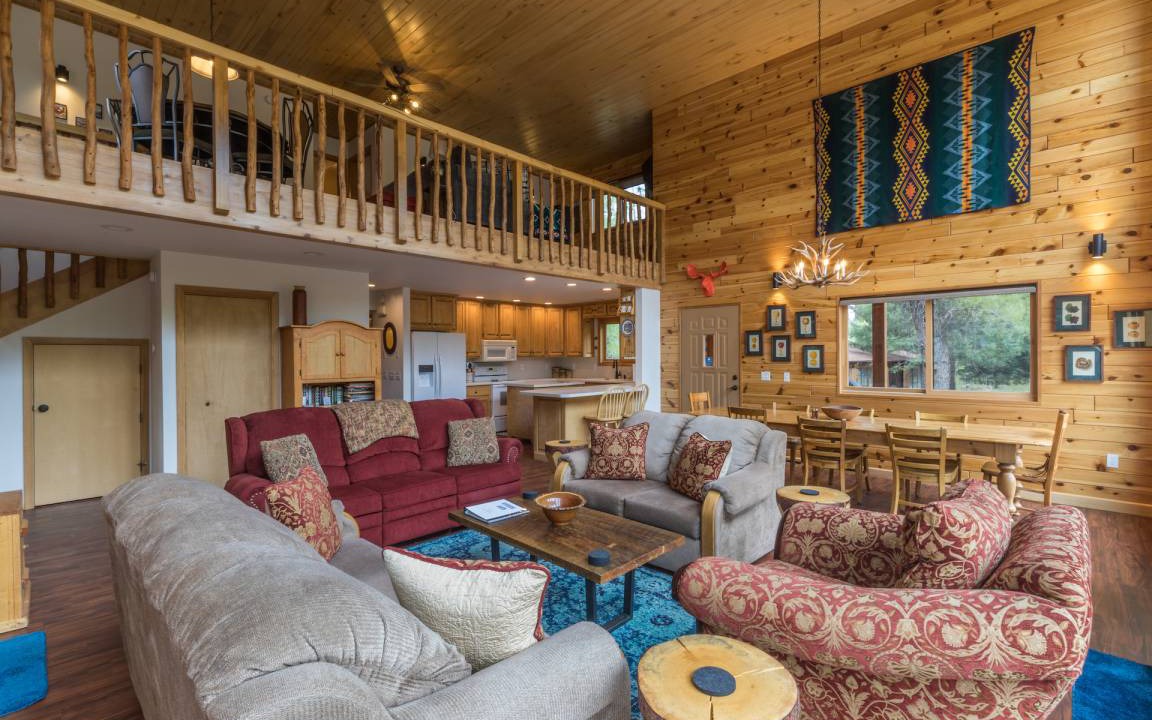Photo of Livingroom in South Fork