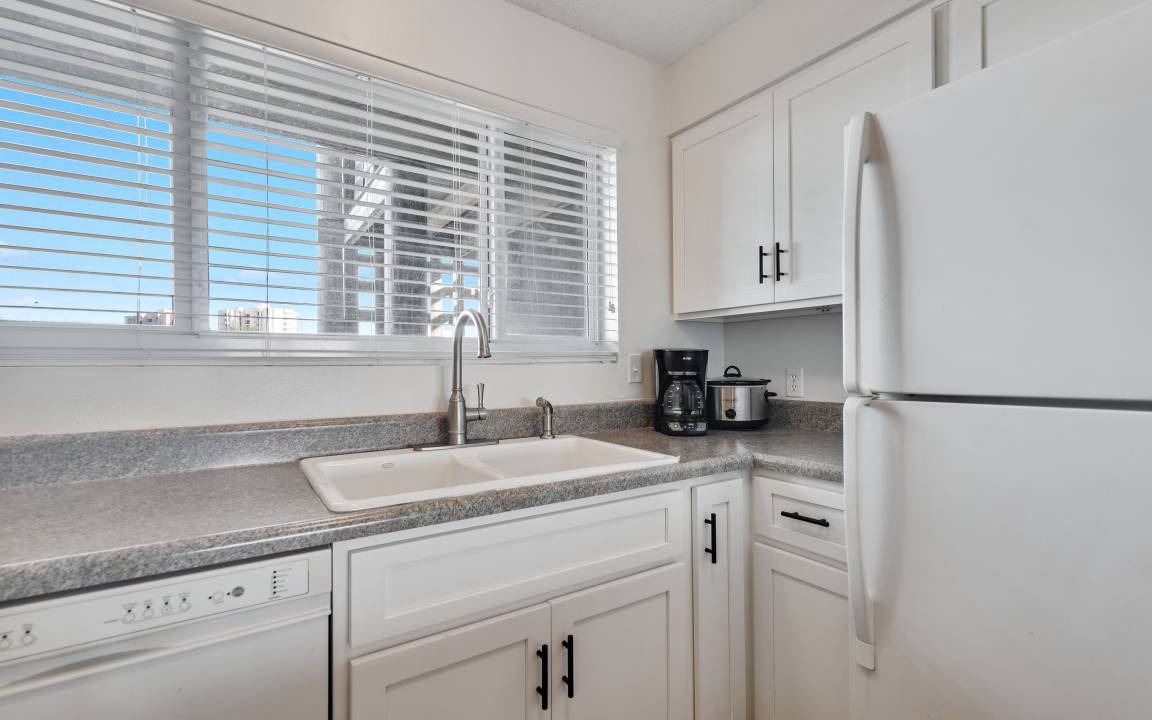 Photo of Kitchen in Ono Island