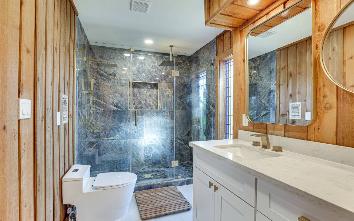 Photo of Bathroom in Brookshire