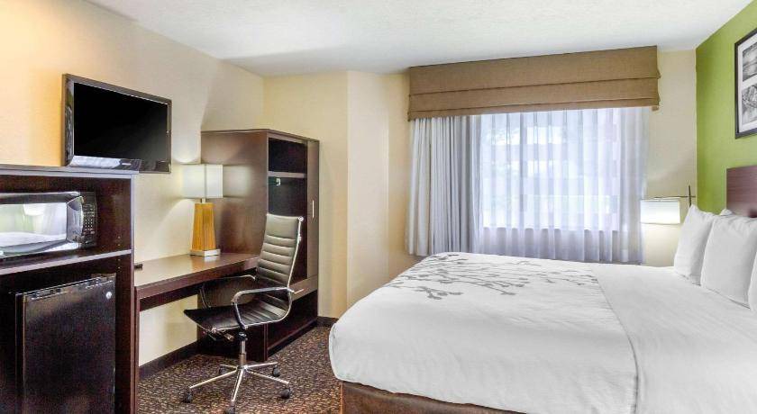Photo of Bedroom in Marriott-Slaterville